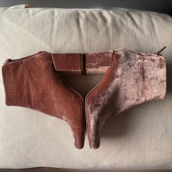 Sz7 Zara Velvet Ankle Boots in Blush Pink - Picture 5 of 14